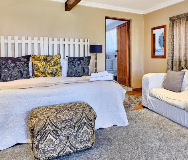 צימר Midrand Wild Goose Guest House & Conferencing Venue