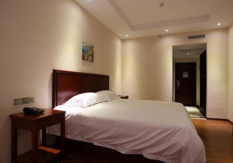 ホテル Greentree Inn Jiangxi Shangrao Wuyuan Bus Station Tang Village Express