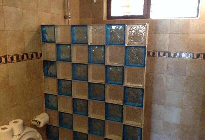 ホテル Langi Langi Beach Bungalows