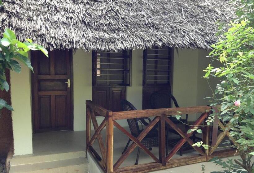 ホテル Langi Langi Beach Bungalows