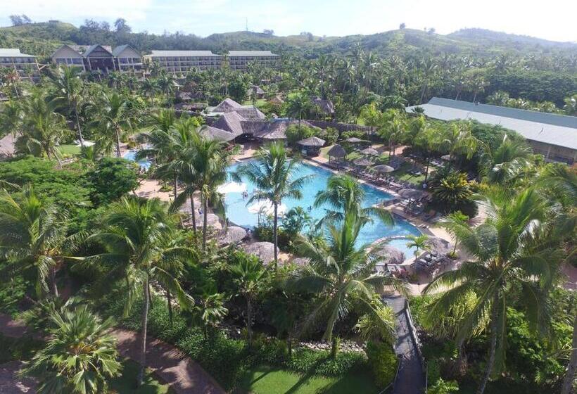 Outrigger Fiji Beach Resort