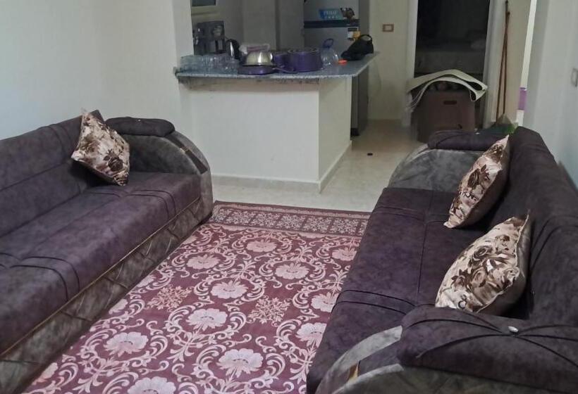 قريه تهيتا باي الساحل