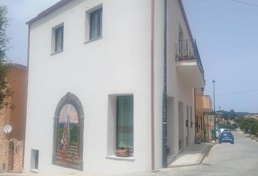 민박 Antiche Terre Di Gallura