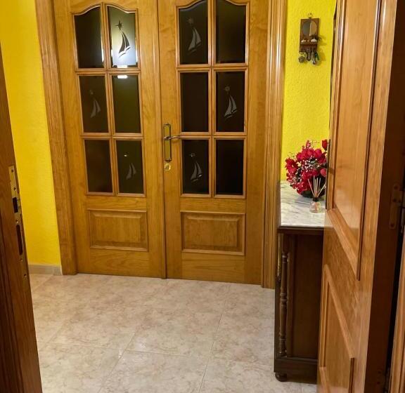 تختخواب و صبحانه Chalet Solmar