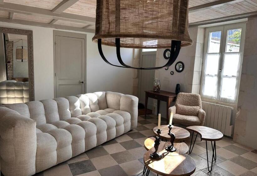 تختخواب و صبحانه La Suite En Ré
