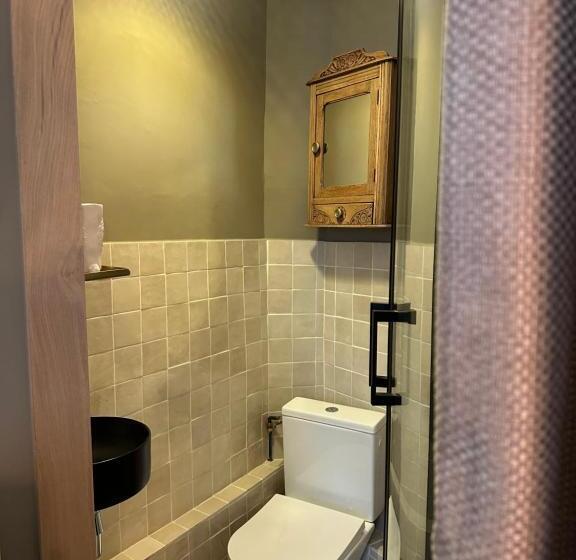 مبيت وإفطار Le Numéro 10