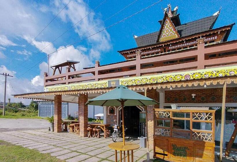 هتل Reddoorz At Jalan Ujung Sampun Berastagi