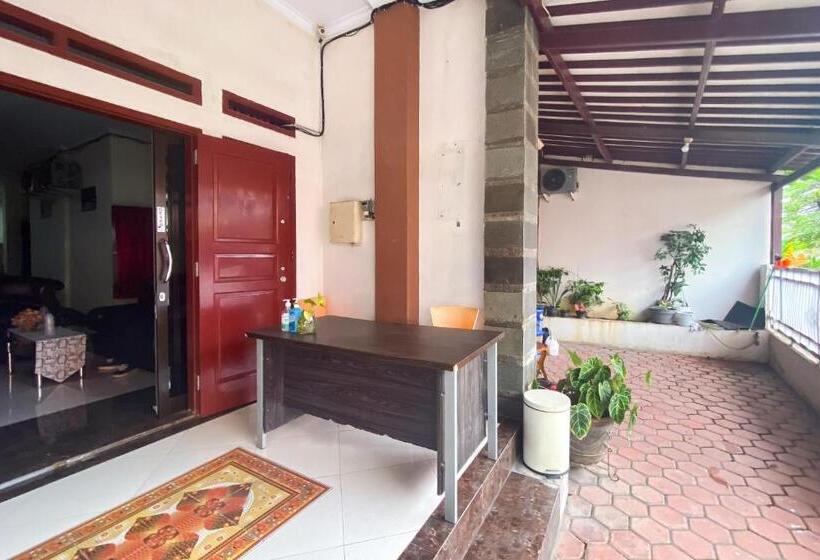 هتل Wisma Falira Serang Syariah Mitra Reddoorz