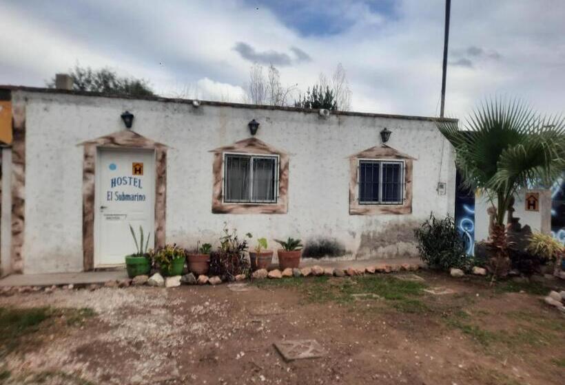 بنسيون Hostel El Submarino