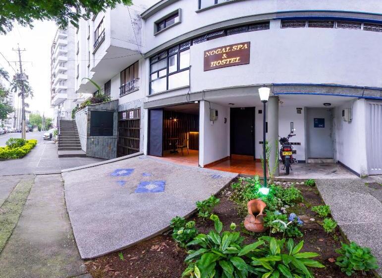 پانسیون Nogal Spa & Hostel