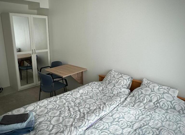 پانسیون Short Stay In The City Center With Free Parking