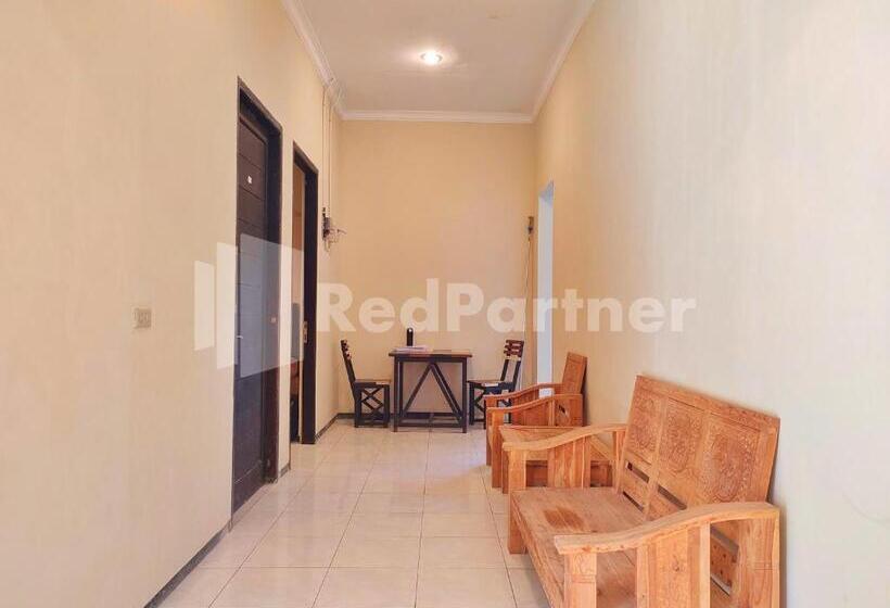 هتل Mutiara Residence Near Simpang Lima Mitra Reddoorz