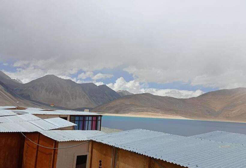 فندق Pangong Rainbow Cottage