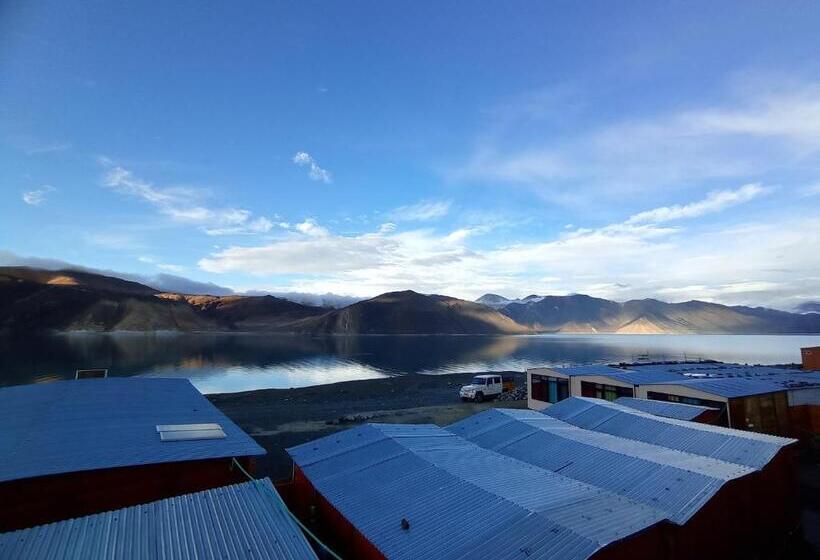 فندق Pangong Rainbow Cottage
