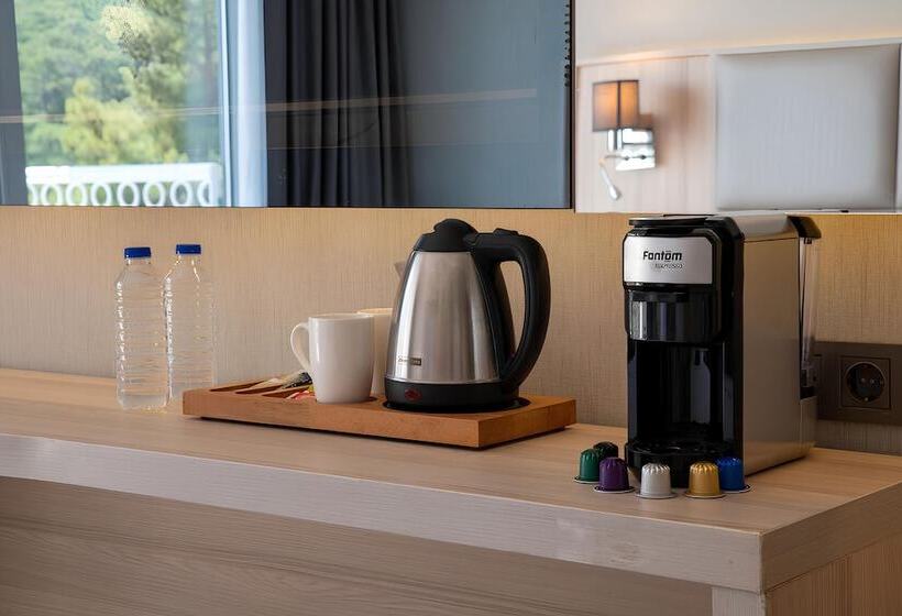 فندق Ramada by Wyndham Fethiye Oludeniz