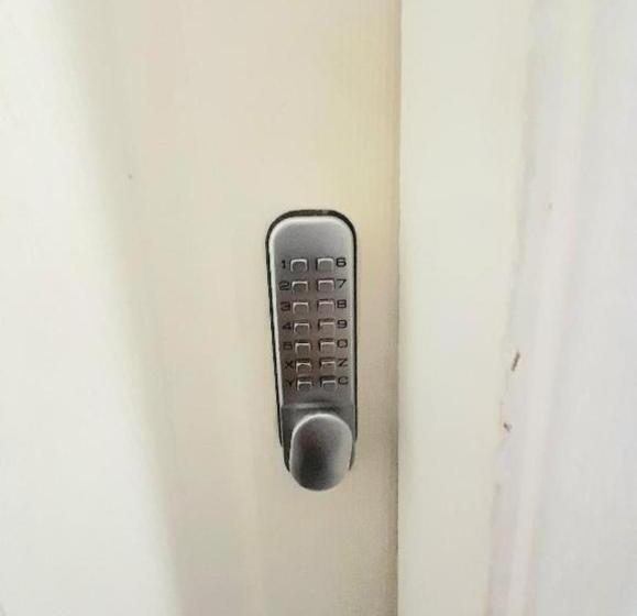 פנסיון Double Ensuite Room Free Parking