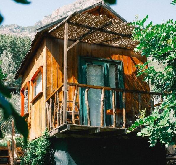 渡假胜地  Kaplumbağa Bungalows