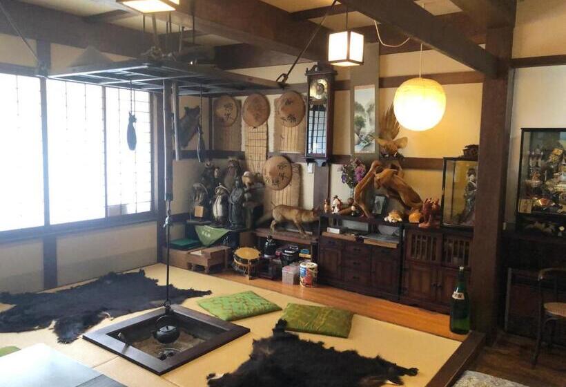 Ryokan 湯の花ふわり 湯元館