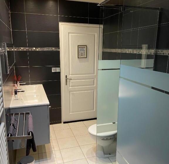 مبيت وإفطار Chambres De L Enclose