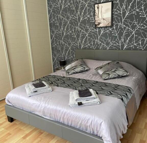 مبيت وإفطار Chambres De L Enclose