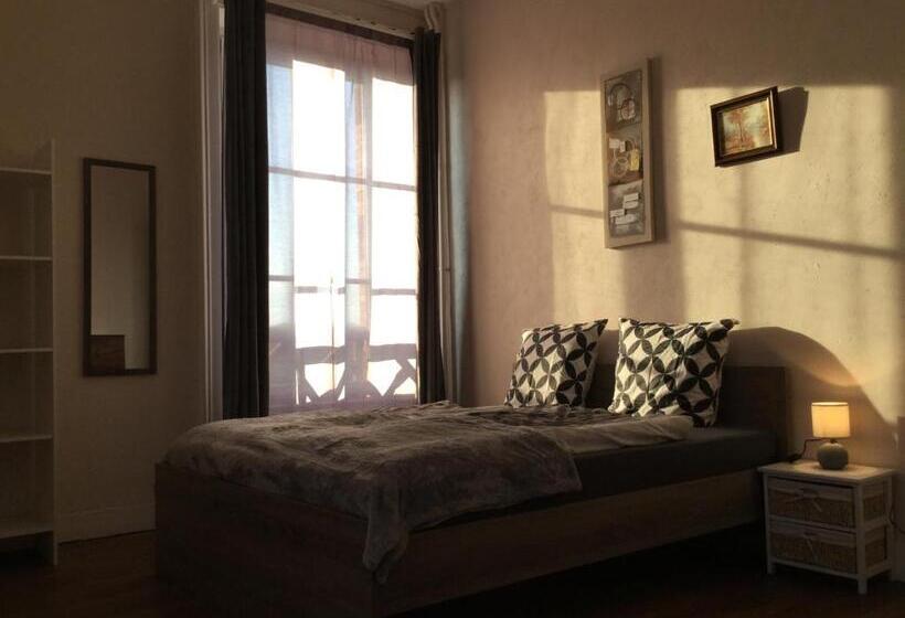 مبيت وإفطار Château De Saint Georges Chambres D Hôtes