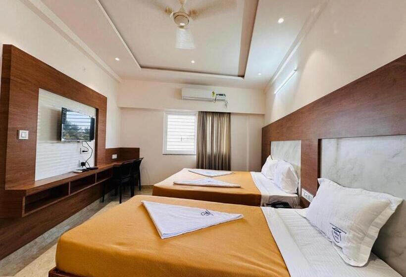 فندق Sln Pride Boarding And Lodging