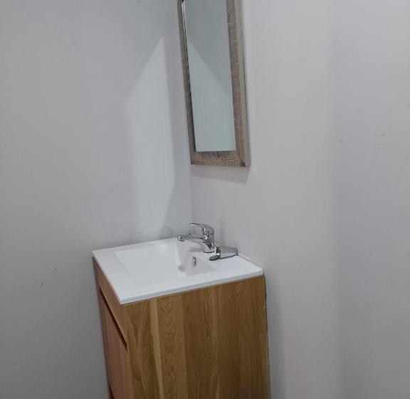 هتل Villa J Leticia