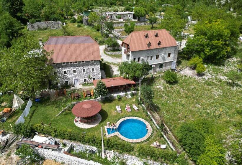 پانسیون Guesthouse Prek Bjeshka