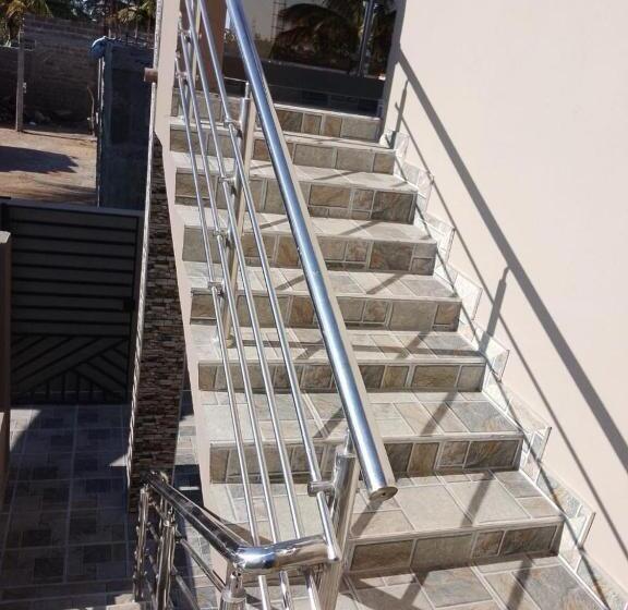펜션 Mc One Stop Accommodation