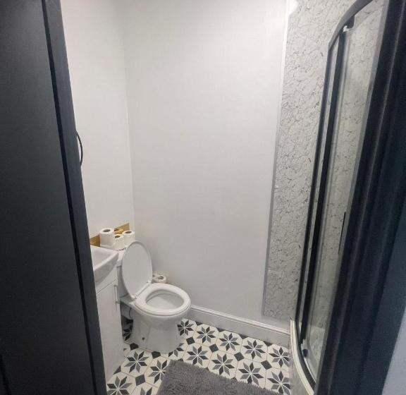 펜션 Town Centre En Suite Room 1