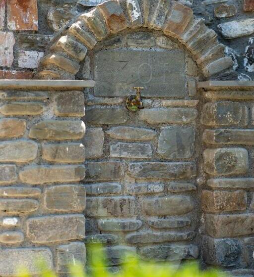 پانسیون Villa Zoi A Stay To Remember I Guesthouse Inside Elbasan Castle