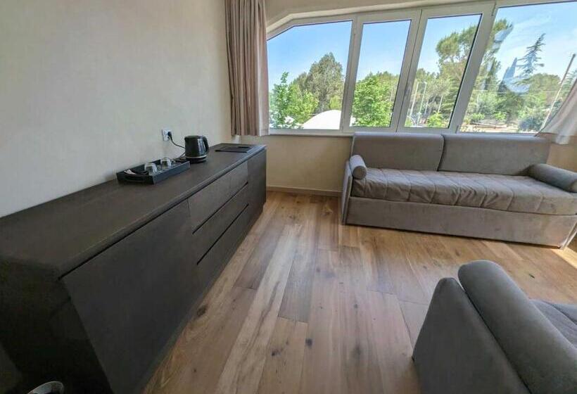 تختخواب و صبحانه Quarto Di Monte Suite & Spa