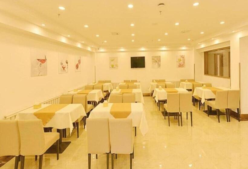 בית מלון כפרי Greentree Inn Shenyang Tiexi Huaxiang Road Metro Station Express