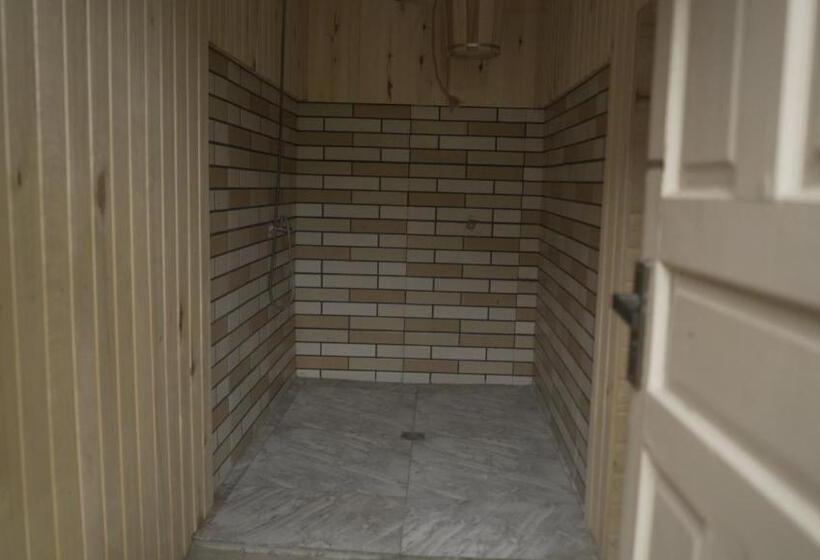 پانسیون Guest House Mekvena