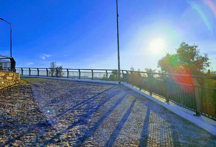 住宿加早餐  Vista Castelo