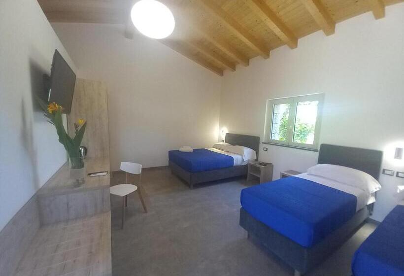 هتل Agriturismo Lumia Resort