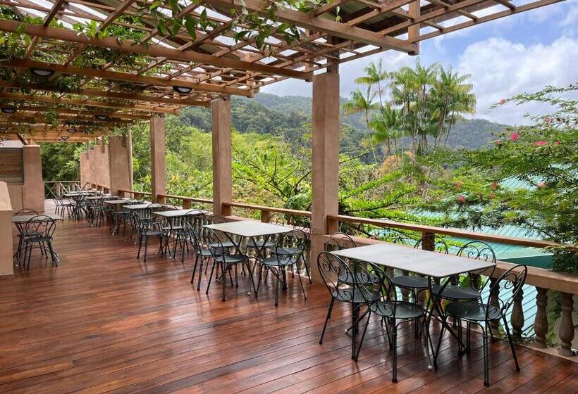 هتل Hadco Experiences At Asa Wright Nature Centre