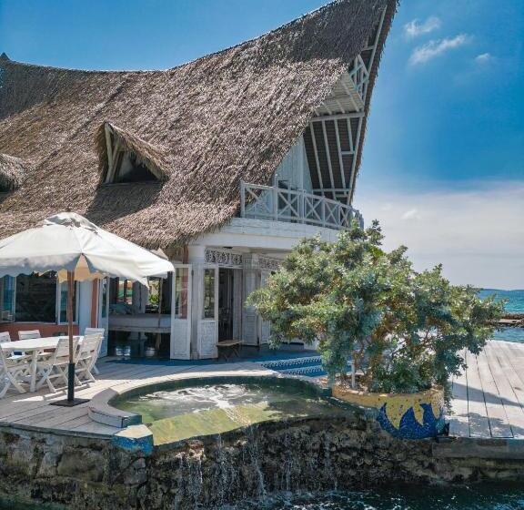هتل Isla Matamba