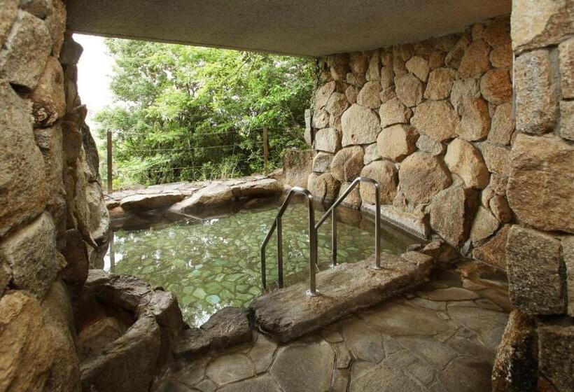 בית מלון כפרי Nanki Shirahama Dog Paradise