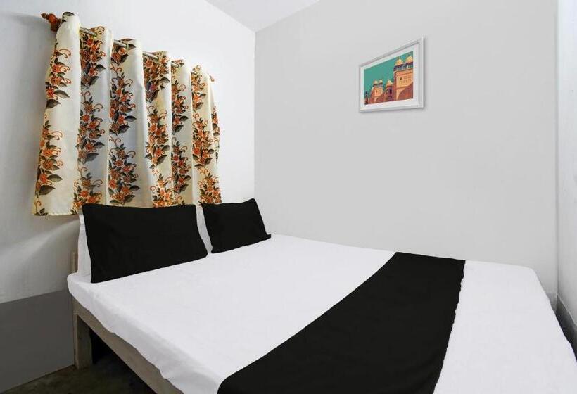 בית מלון כפרי Oyo Madhubani Ma Bramhamoye Resort