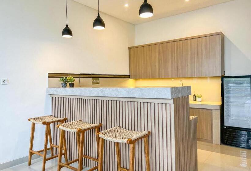 펜션 1 Min To Batu Bolong Island Boy Guesthouse Kt 1