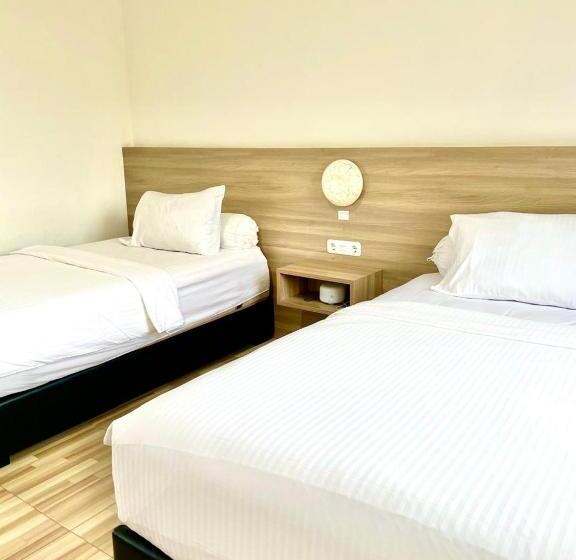 پانسیون East Marina Guesthouse