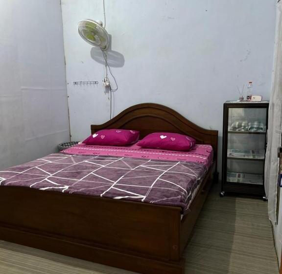 Пансион Harmoni Guest House Tumpak Sewu