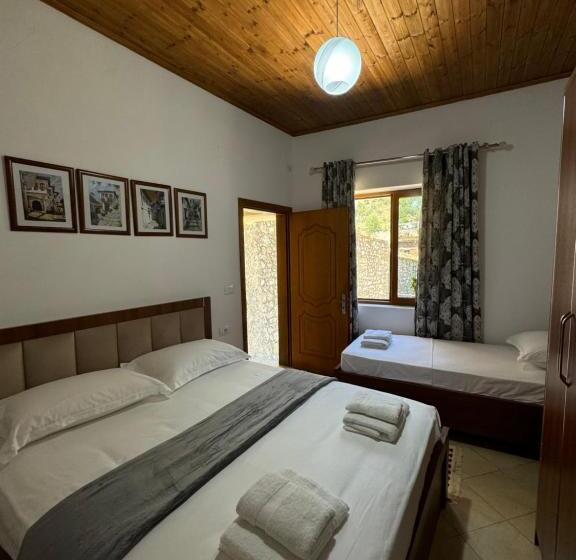 پانسیون Meroli Guesthouse