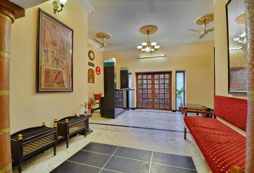 בית מלון כפרי Super Collection O Rai Ka Bagh Near Railway Station Formerly Pioneer Plaza