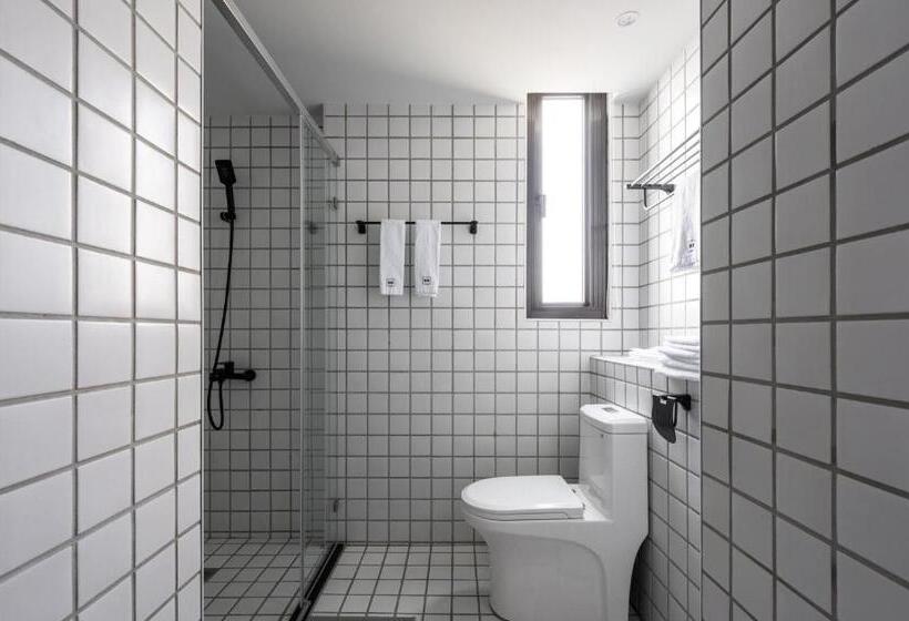 هاستل H Suite Inn