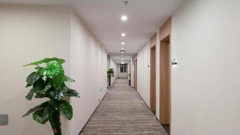 בית מלון כפרי Green Tree Inn Express Heze University Town