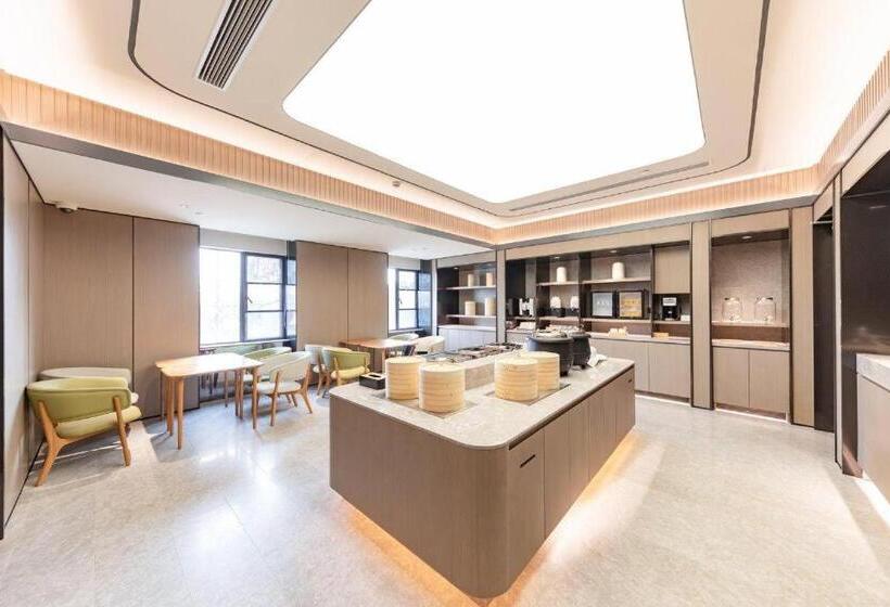 Ji Hotel Shanghai University Tacheng Road