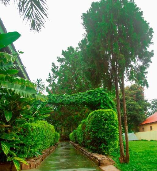 ベッドアンドブレックファースト Ngorongoro Camp And Lodge