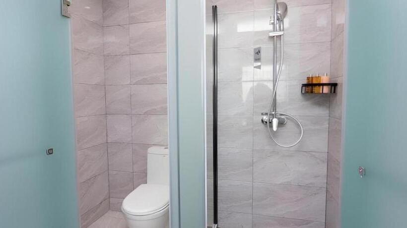 Borrman Hotel East Huai An Railway Station Zhou  Enlai Memorial